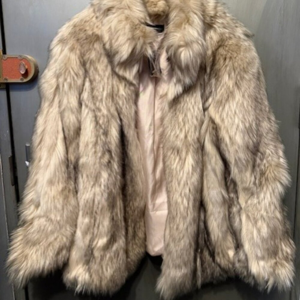 1970s Retro Vintage Inspired 'Leah' Faux Rabbit Fur Coat - Picture 4 of 16